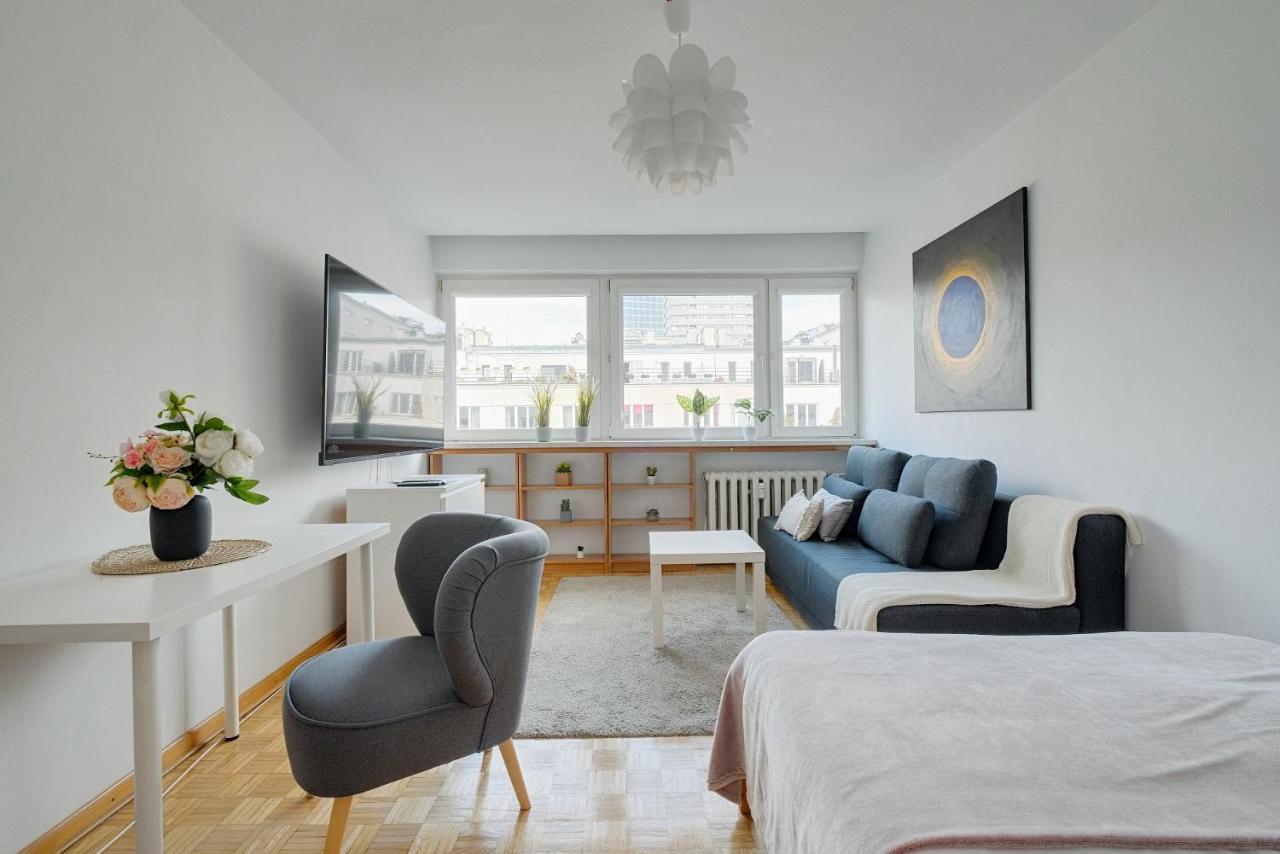 2 Bedroom Apt In Heart Of Warsaw Zgoda 9 Tv70 Exterior photo